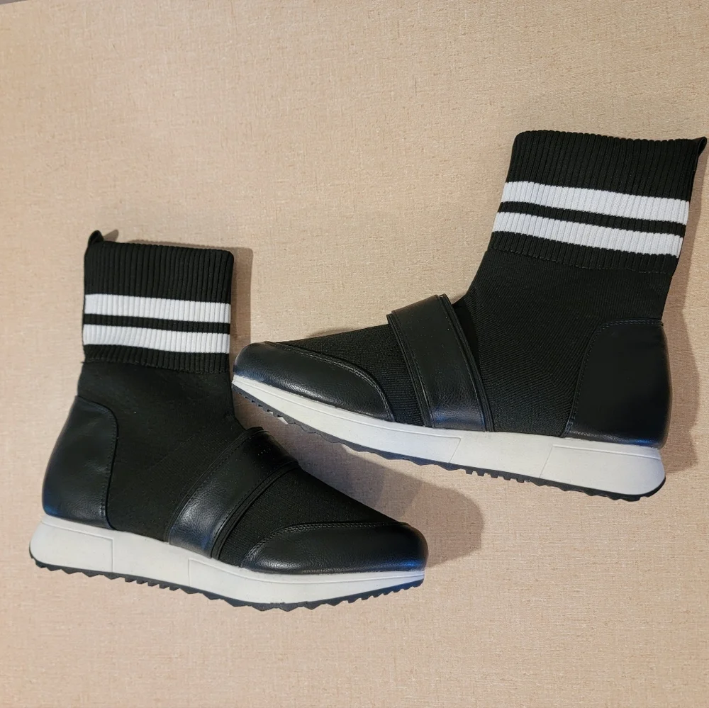 Vintage Havana Adelle Tube‎ Sock Pull-On Sneaker Size 9